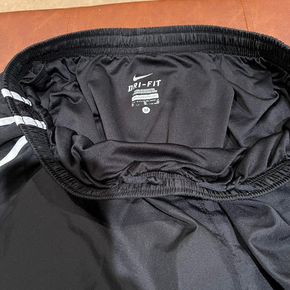 Women’s Nike Dri-Fit Shorts - Picture 3 of 9